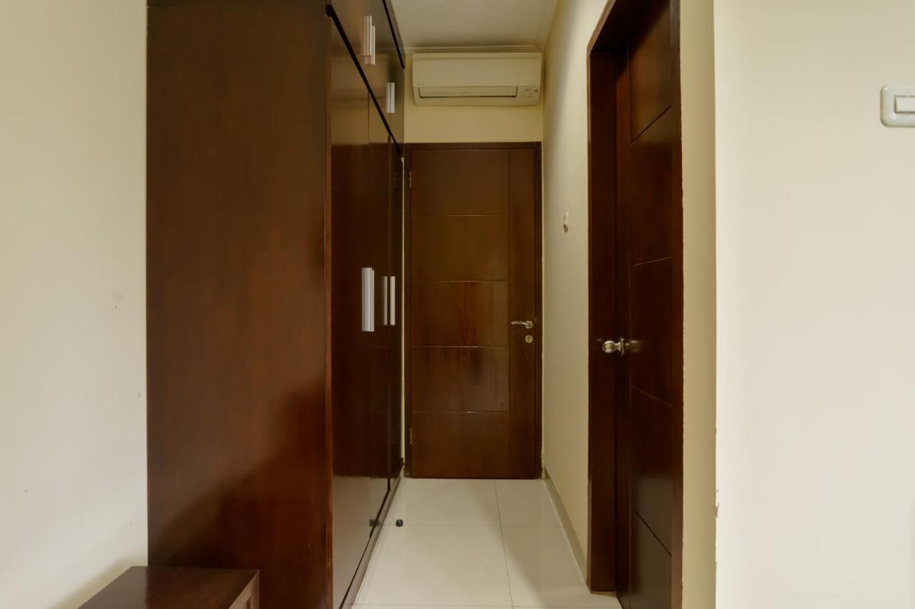 Dago Suites Syariah Cikarang Mitra Reddoorz Бекаси Экстерьер фото
